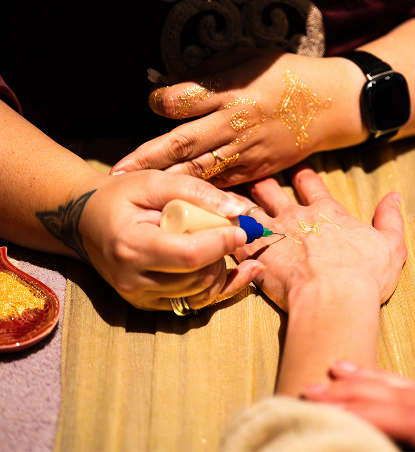 Henna goud