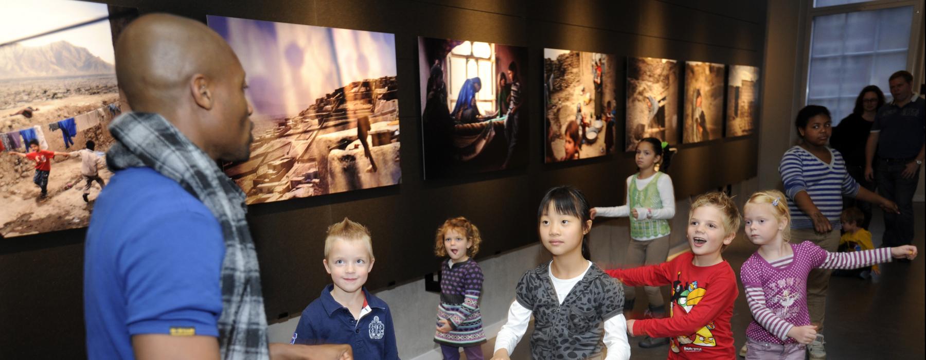 Thumping beats in Africa - Museum Volkenkunde - International education